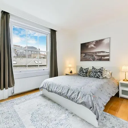 Knightsbridge Stylish Two Bedroom Apartment Londra Esterno foto