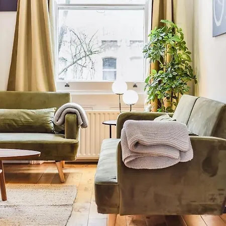Knightsbridge Stylish Two Bedroom Apartment Londra Esterno foto